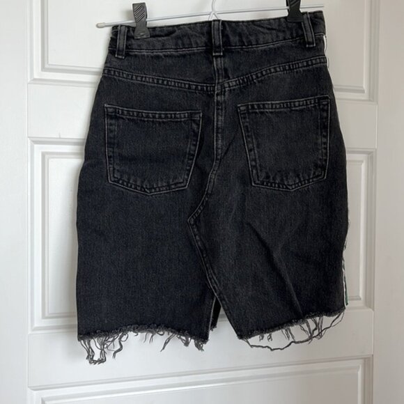 Topshop - black jean skirt with green stripes - Picture 6 of 10